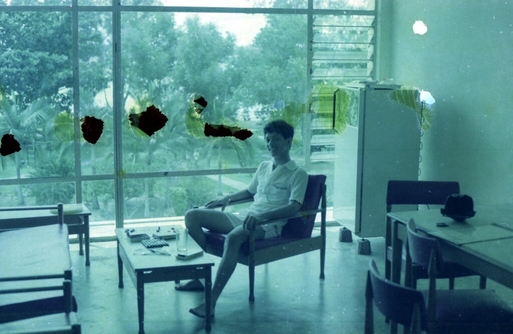 1977 Pasir Ris Chalet with Wang Lock Tong