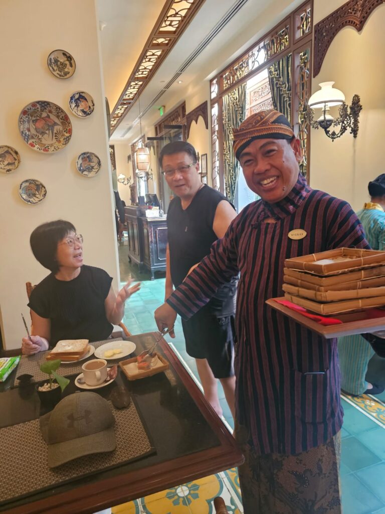 Breakfast at Bumi Surabaya