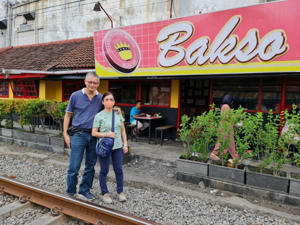 Bakso Malang President for lunch next to railway track