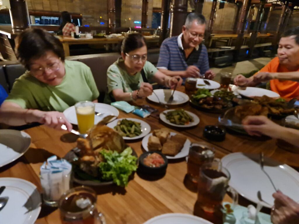 Wisata Dinner at Warung Wareg