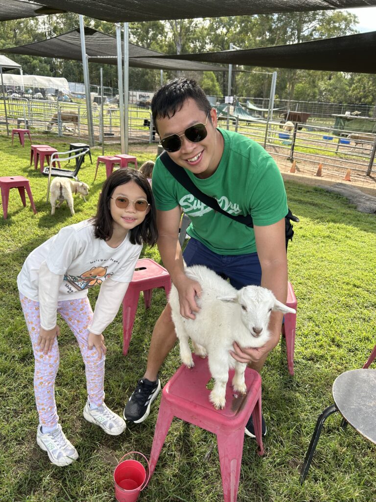 Nique Hobby Farm Haigslea