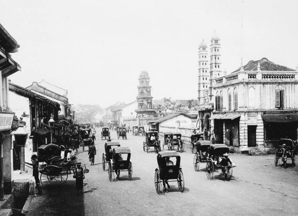 Before: South Bridge Road (1900)
