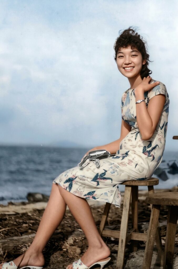 Chan Yee Keng at Changi beach (1959)