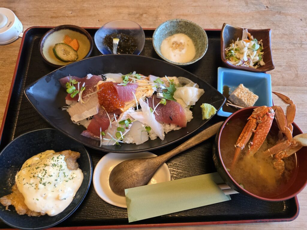 Lunch at Epurontei (facing the sea coast)