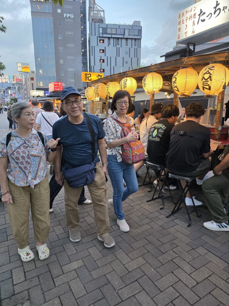Walk along Fukuoka nakasu Food Stalls Street