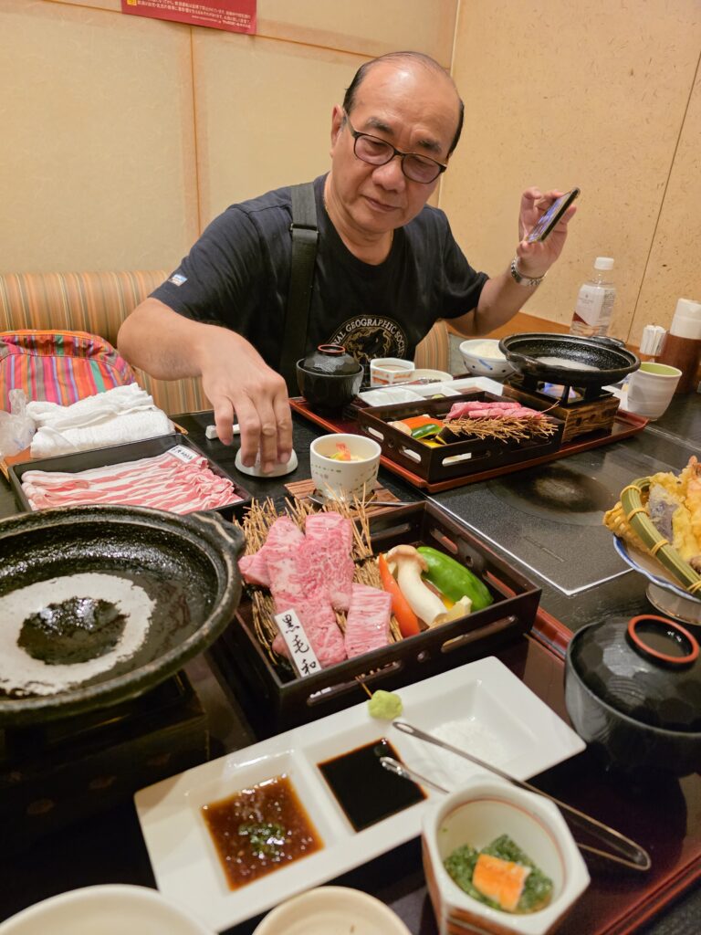 Shabu Shabu and Saga Beef Lunch at Shabuzen Hanayukou, Fukuoka