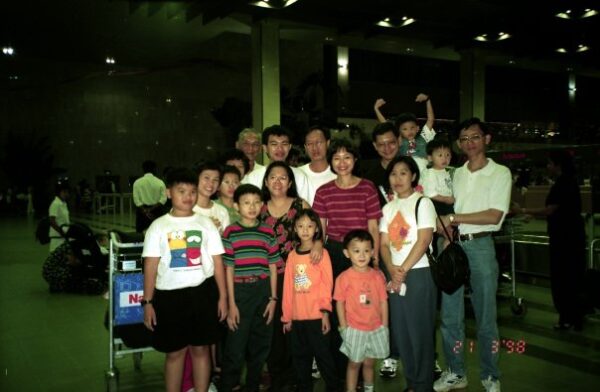 1998 Kee Family migrating to Brisbane