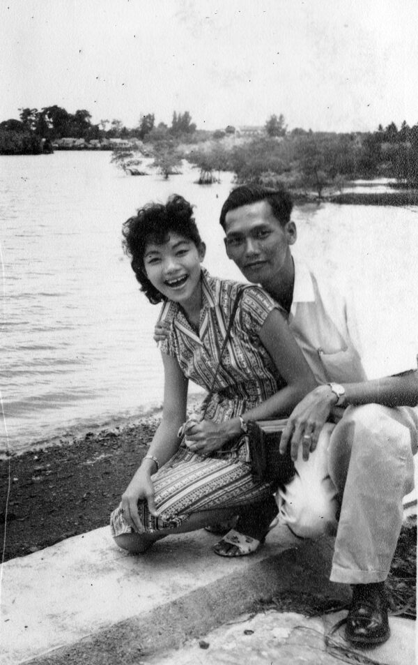 1959 Father Mother @ Beach Broadwalk