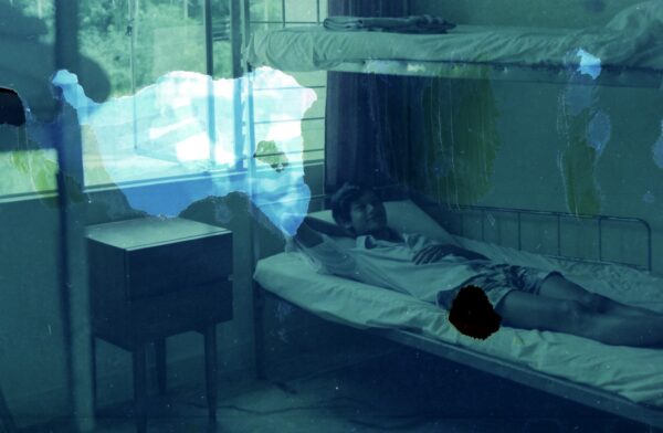 Pasir Ris Chalet - Double-bed bunk