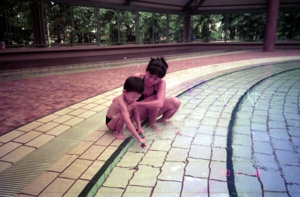1990 Derrick and Eric at Bukit Batok Swimming Pool