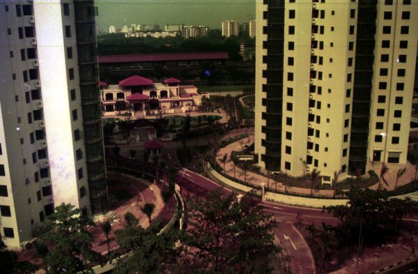 1992 Parc Oasis under construction