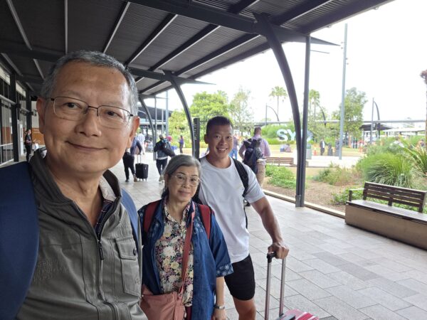 The Woon family landed at Sydney Airport in early morning (the day before the wedding)