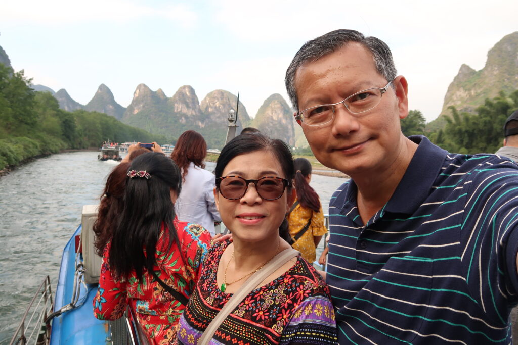 Relax as the boat winds past gorgeous bamboo groves, steep mountains, and serene waterfront villages that inspired classic Chinese artwork